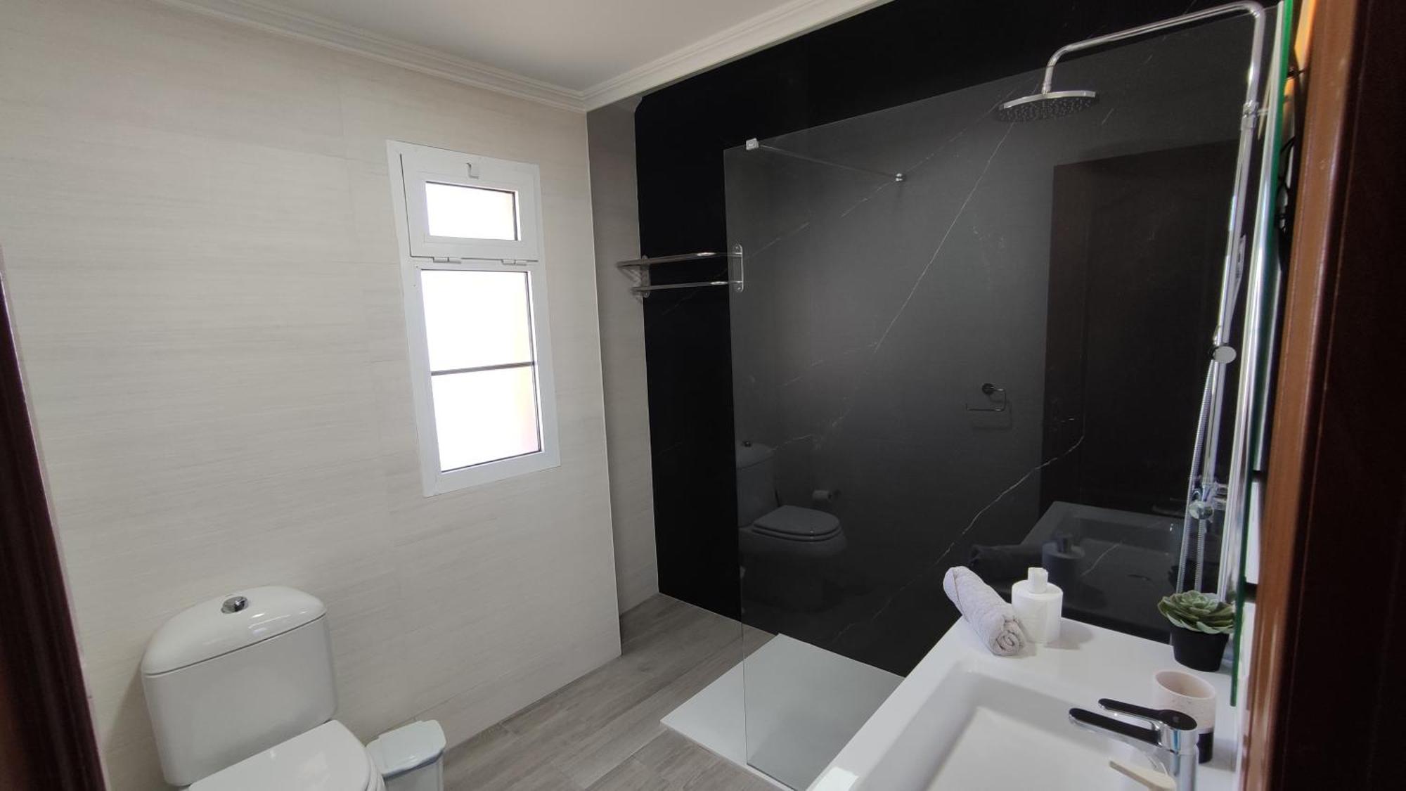 Gisher Apartament *
